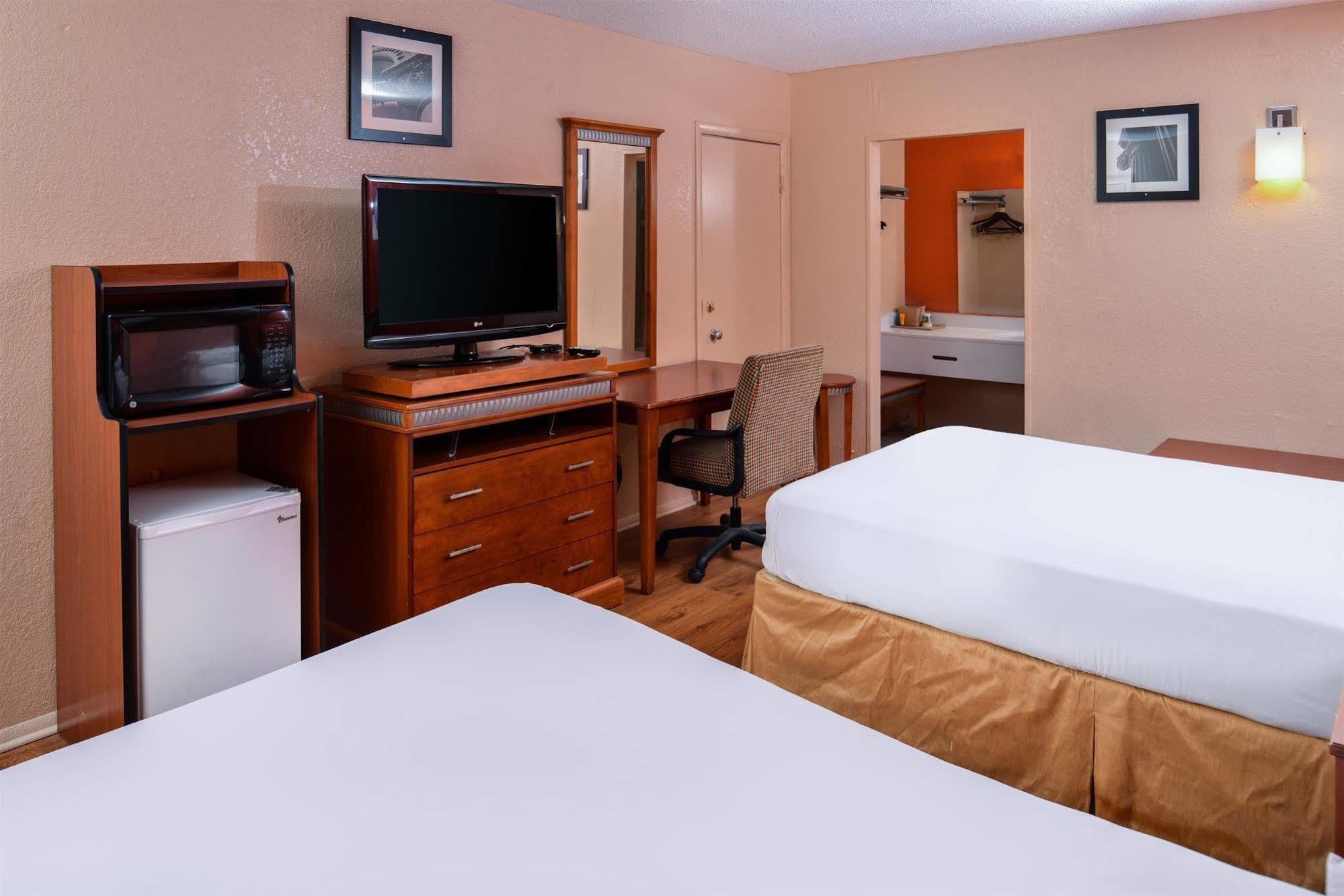 America'S Best Inn Montgomery Exterior photo
